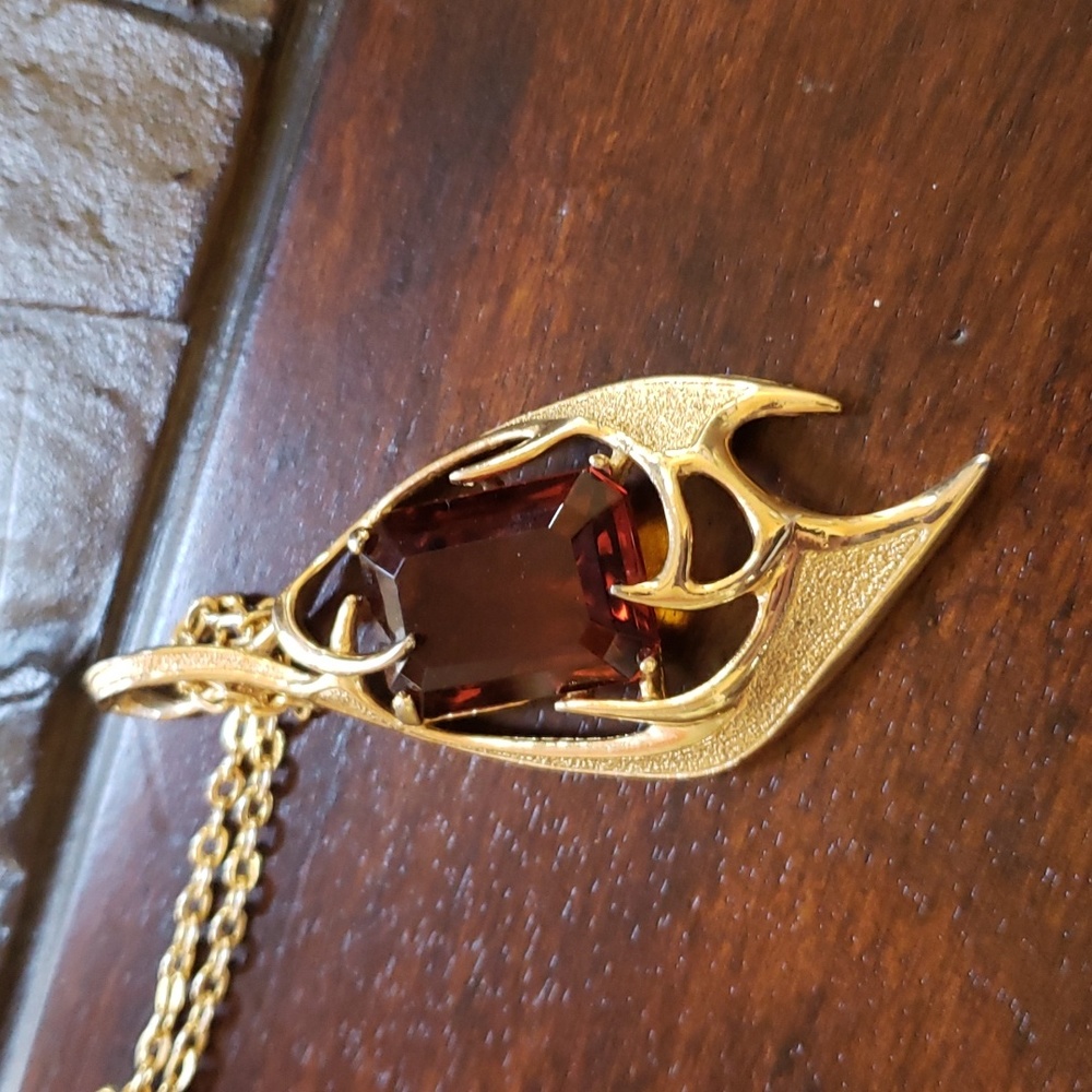 Sarah Coventry Large Pendant.
